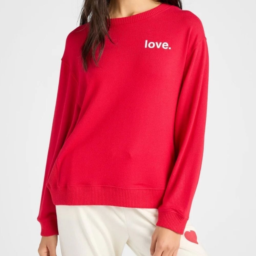 3388 78 & Sunny Shoreline Hacci "Love" Graphic Crew Color: Chili Pepper Sz Lg